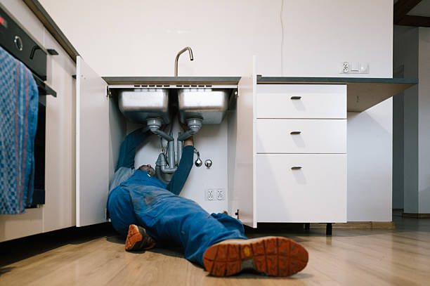 Professional Drain Cleaning technician working in Jacksons Gap, AL